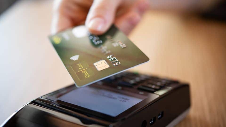 האם אפשר לסלוק אשראי ללא מכשיר תואם?
