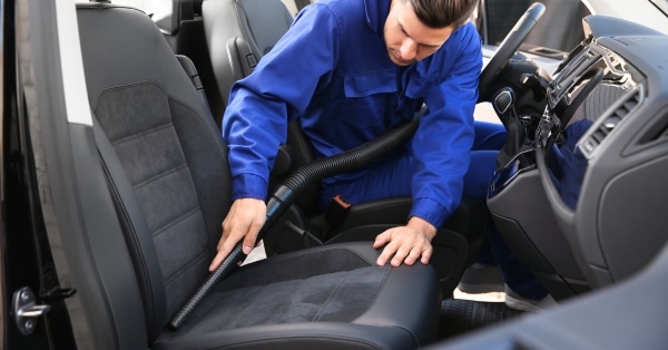 ניקוי מושבים