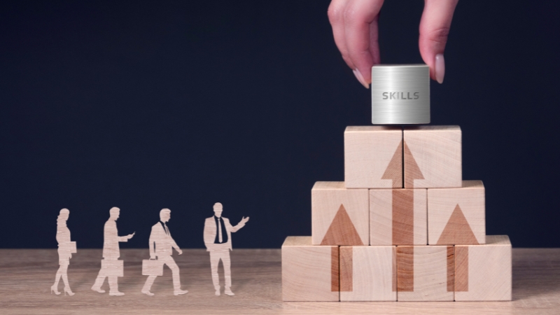 שיפור כישורים מקצועיים – איך להשקיע בעובדים כך שיהפכו למומחים בתחומם